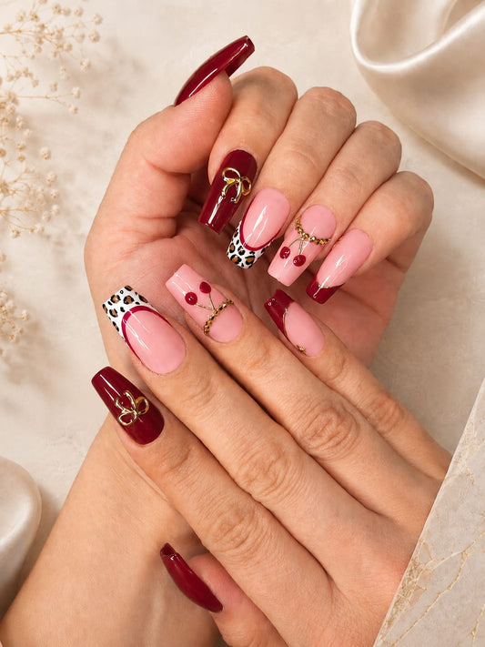 Cherry Wild – Verspielter Cherry-Glam mit wilden Fashion-Details 🍒