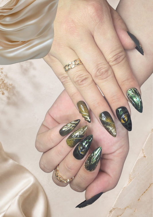 Dragon's Whisper – Mystische Cat-Eye-Eleganz mit edlen Chrome-Details 🐉
