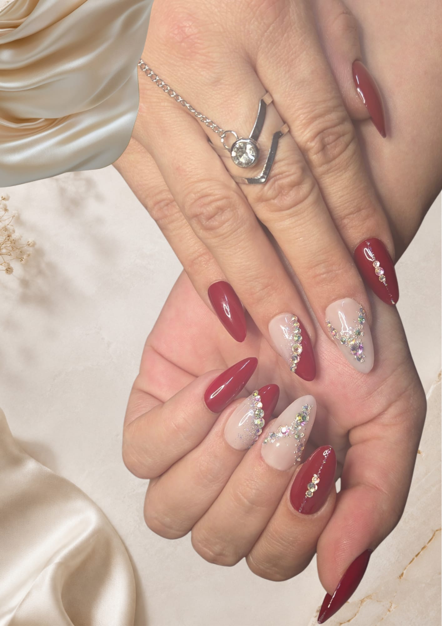 Romantic Elegance – Zeitlose Eleganz mit funkelnden Strass-Akzenten ❤️