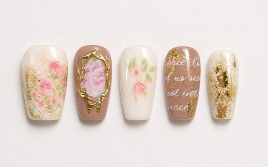 Vintage Diary – Eleganter Vintage-Look mit floralen Details & goldenen Akzenten 🌹✨